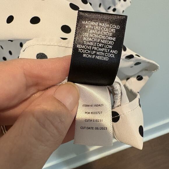 Torrid Babydoll Top 5X White Black Polka Dot Georgette Pintuck Blouse Pinup - Picture 11 of 14